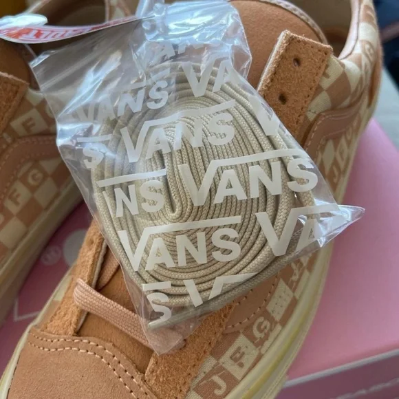 Joe Freshgoods x Vans - Picture 2 of 2